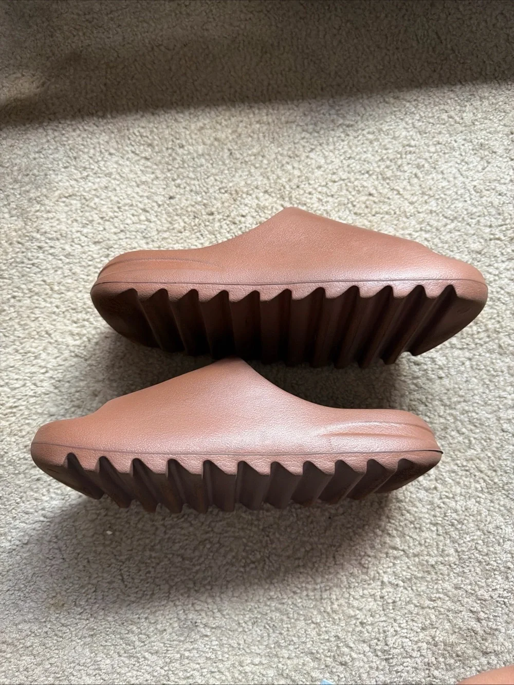 Yeezy Slides Flax size 11
